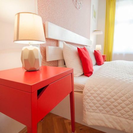 Spacious Stylish Apartment In Old Town Nagyszeben Kültér fotó