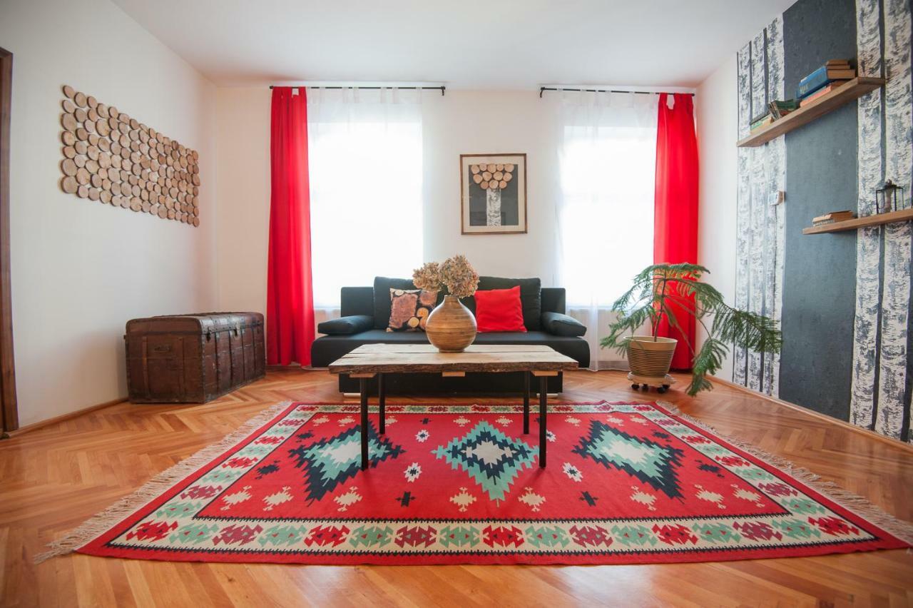 Spacious Stylish Apartment In Old Town Nagyszeben Kültér fotó