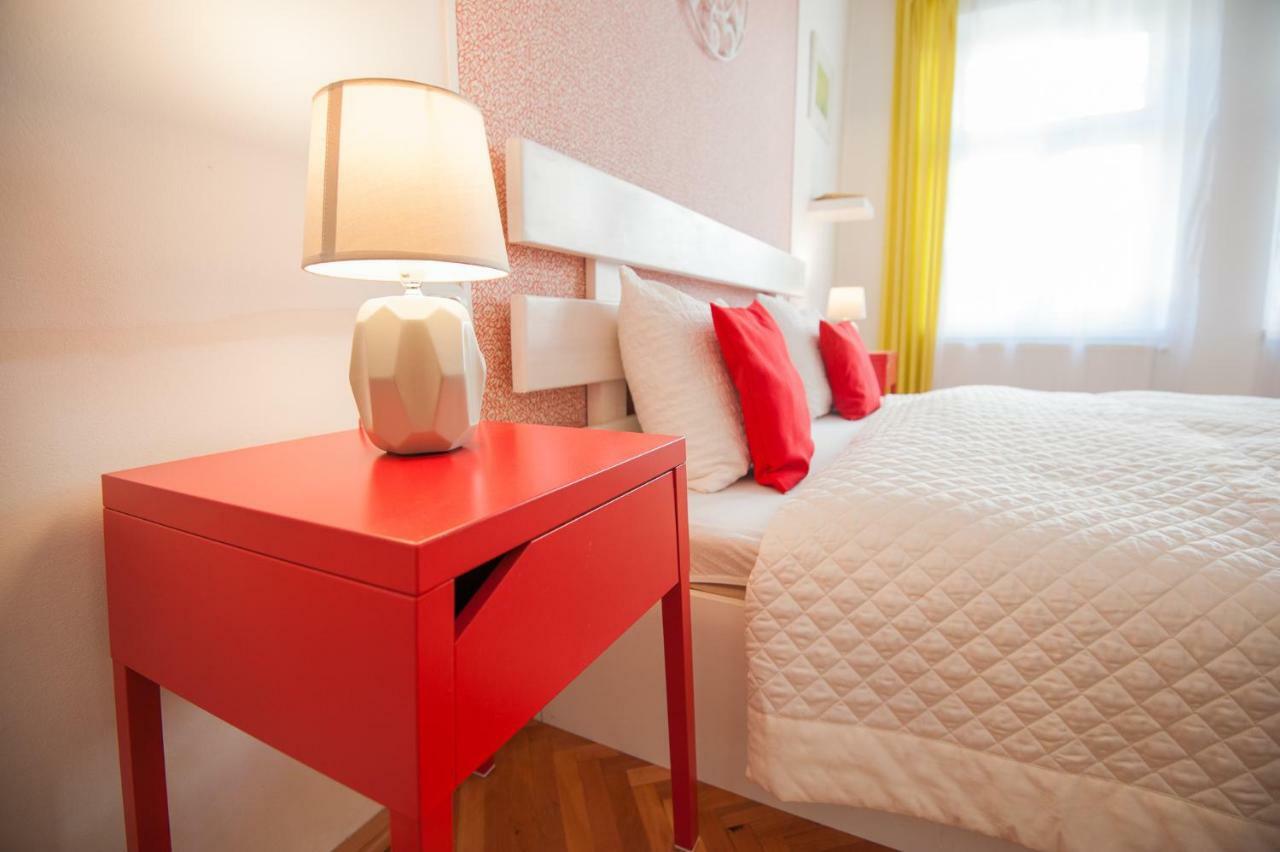 Spacious Stylish Apartment In Old Town Nagyszeben Kültér fotó